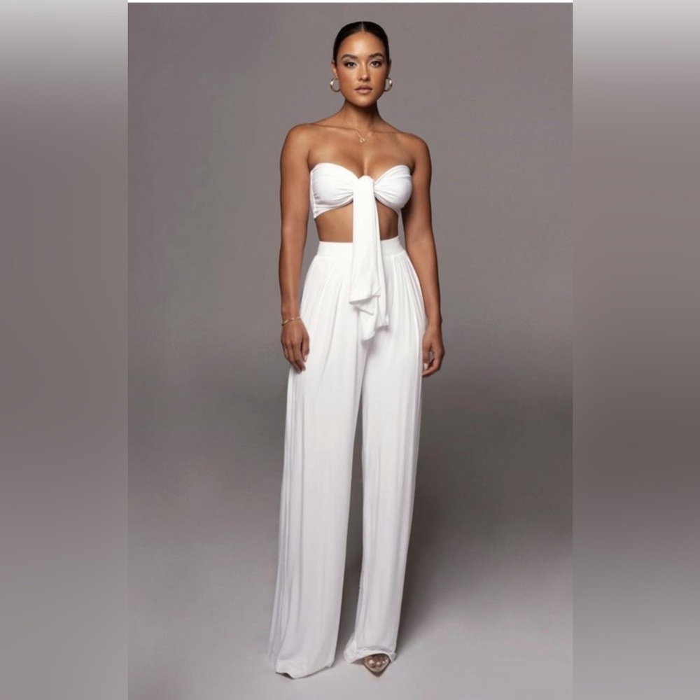 Jluxbasix Ivory Tory Two Piece Set